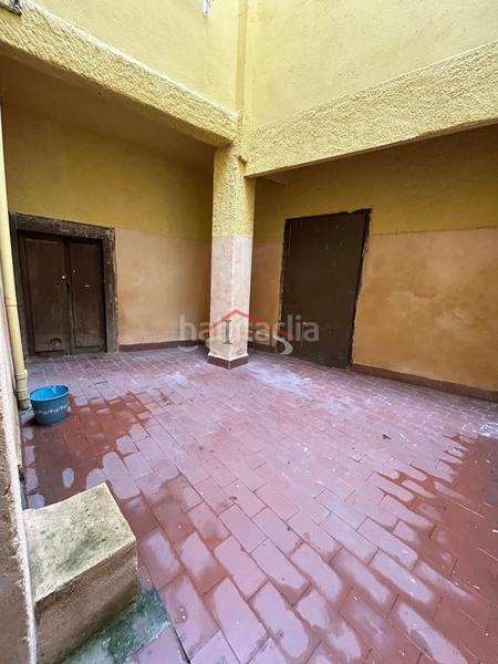 Foto c135bc69-5b0b-489e-9f16-3f23511682a1. Zweistöckige wohnung mit heizung in Casco Antiguo León