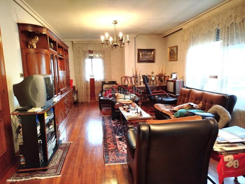 Foto 3ca9e141-f2d2-4e07-9a8b-0806a93807db. Appartamento con riscaldamento parcheggio in San Claudio - La Chantría León