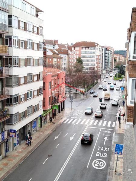 Foto 55bd6779-b16c-4bff-a5e2-e797deef7897. Appartamento con riscaldamento parcheggio in San Claudio - La Chantría León