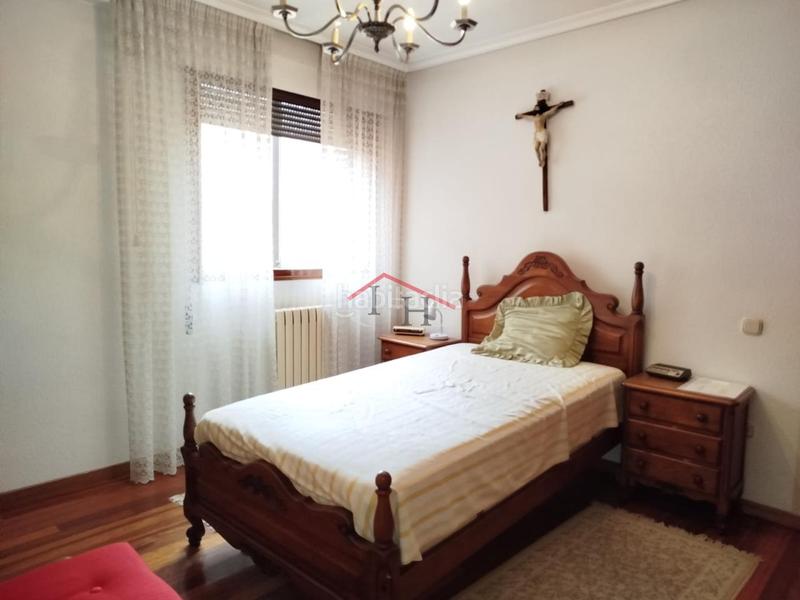 Foto 9cd50607-fe4c-487b-97c4-effbdeb2b558. Appartamento con riscaldamento parcheggio in San Claudio - La Chantría León