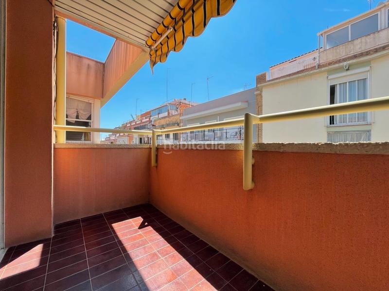 Foto 07c81aeb-376d-4b68-b5f3-28b6a916f63e. Attique avec chauffage parking dans Guinardó Barcelona