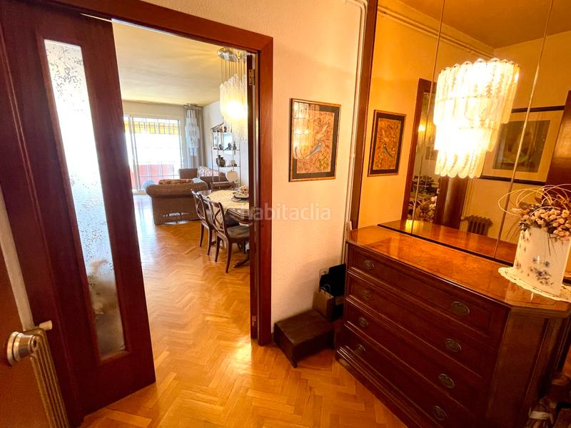 Foto 3c74b80e-7ab4-4db3-a798-f188524b752e. Attique avec chauffage parking dans Guinardó Barcelona