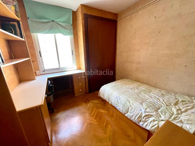 Foto a5a61b24-cbfa-4d9f-9f13-06061b58f4a0. Attique avec chauffage parking dans Guinardó Barcelona