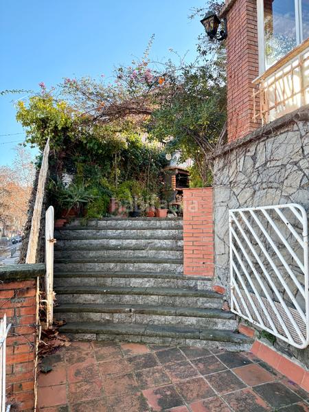 Foto 808cc16e-7881-456f-a474-da5f5e9a53cb. Casa amb xemeneia calefacció aparcament a La Font d´en Fargues Barcelona