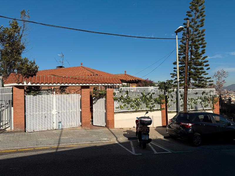 Foto 8ed35cf7-f7c7-4023-94ae-b0c1b27a3d55. Casa amb xemeneia calefacció aparcament a La Font d´en Fargues Barcelona