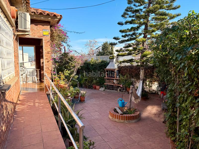 Foto af19b3c7-9618-475a-9089-3611ffe8d73f. Casa amb xemeneia calefacció aparcament a La Font d´en Fargues Barcelona