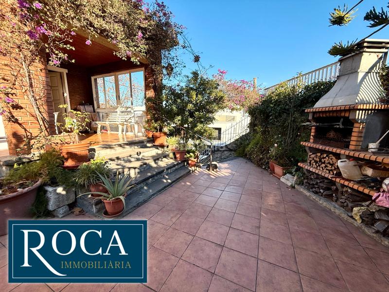 Foto f07a560d-9074-4d29-9b51-082d4784977b. Casa amb xemeneia calefacció aparcament a La Font d´en Fargues Barcelona