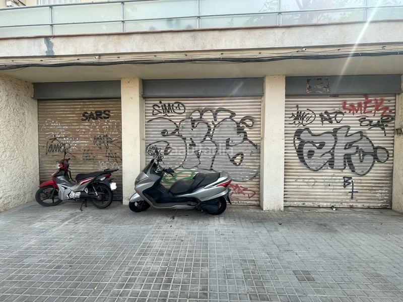 Foto be0463f7-b865-4125-ae2e-b895f8756584. Local commercial dans carrer de l'arc de sant martí 36 dans Barcelona