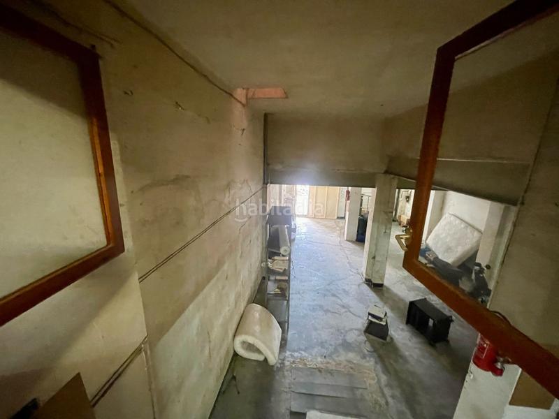 Foto f3250a91-2a51-4fdb-b47c-032bd0b77f28. Local commercial dans carrer de l'arc de sant martí 36 dans Barcelona