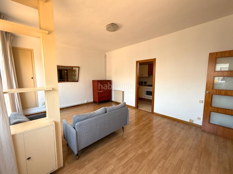 Foto 04cddc2f-d3c0-4a37-a526-4af0d05a437d. Dachwohnung mit heizung in Guinardó Barcelona