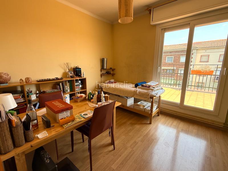 Foto 08790b1d-66e6-419c-9312-21959e1d8146. Dachwohnung mit heizung in Guinardó Barcelona