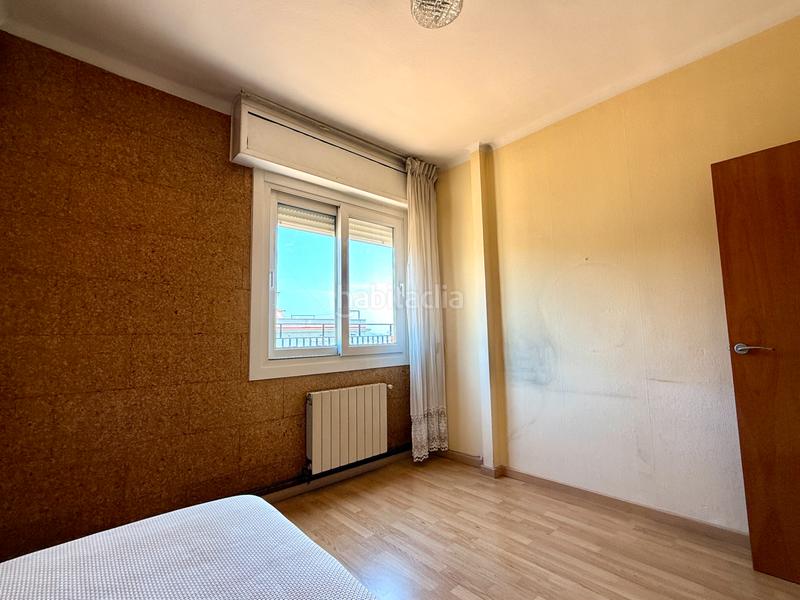 Foto 242bb0e2-fe84-4040-9a34-416e80278f8b. Dachwohnung mit heizung in Guinardó Barcelona