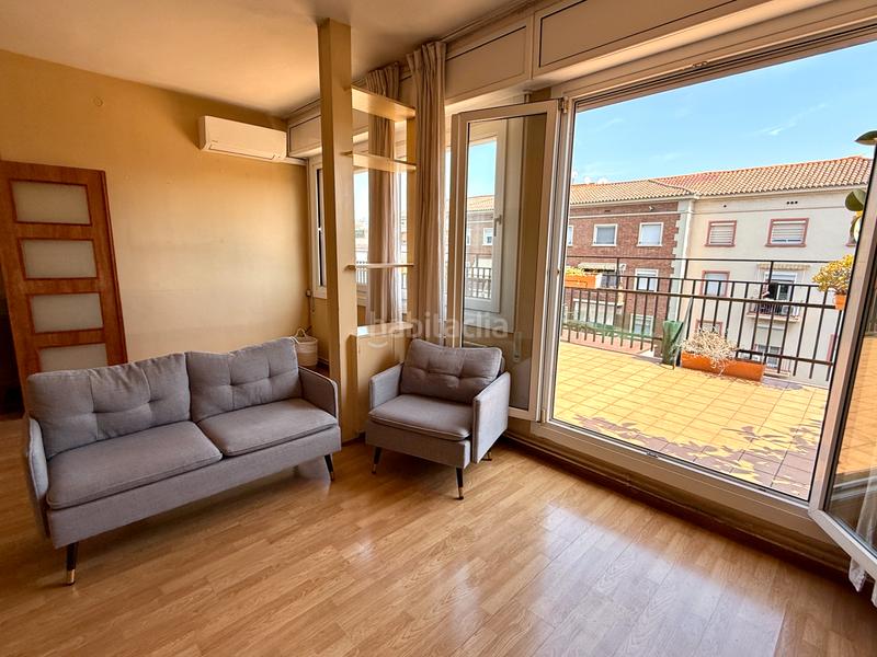 Foto 34848c6e-c225-4a37-8d56-6e0e10fdf8b8. Dachwohnung mit heizung in Guinardó Barcelona