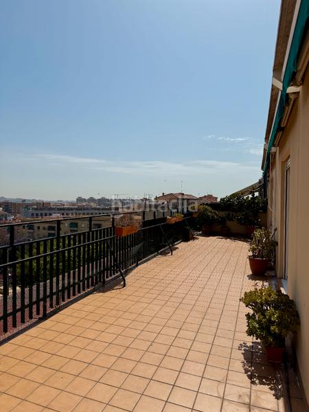 Foto 8b9b9639-d71f-4863-bd8a-d521187ff513. Dachwohnung mit heizung in Guinardó Barcelona