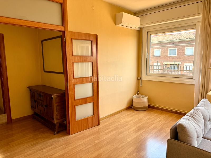 Foto 9867bb73-a59d-4e2b-85d2-049072ec41d4. Dachwohnung mit heizung in Guinardó Barcelona