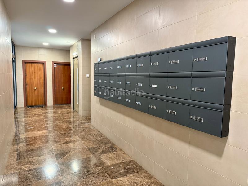 Foto a5b6d837-a8e6-4305-bb9b-87f9b66965df. Dachwohnung mit heizung in Guinardó Barcelona