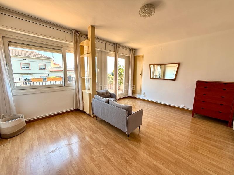 Foto eef4db27-2961-4e65-a676-e4102038df4e. Dachwohnung mit heizung in Guinardó Barcelona