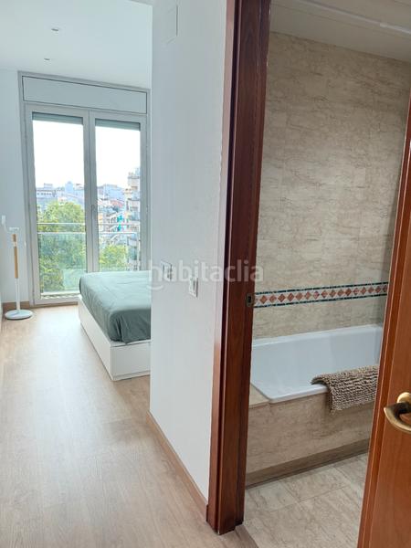 Foto 1c6c69bd-c89e-4904-b7c0-8f3f6ac44036. Flat in plaça del Guinardó 11 in Guinardó Barcelona