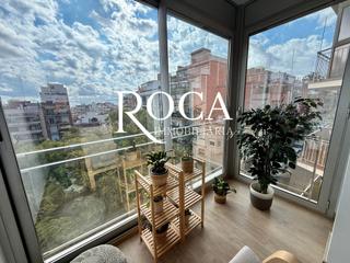 Appartement  Plaça del guinardó 11. Piso seminuevo con parking y trastero incluidos en el precio