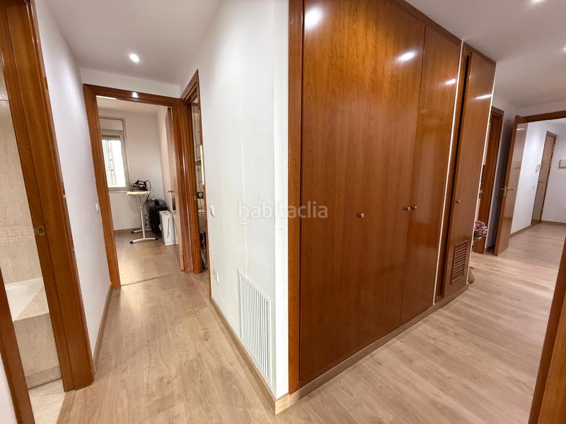 Foto 3ade5add-53ff-42ec-8ad8-ef26254cddeb. Flat in plaça del Guinardó 11 in Guinardó Barcelona