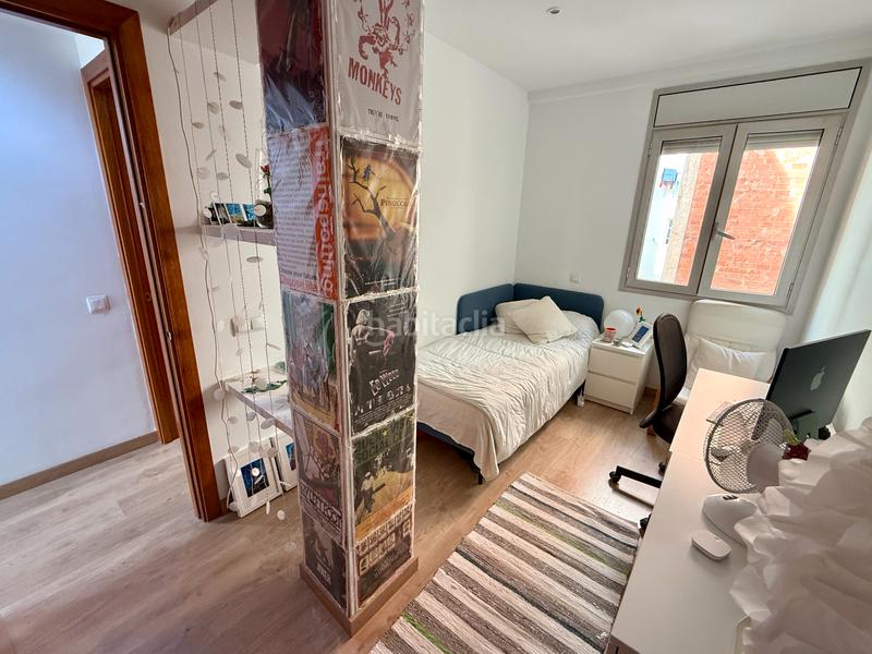 Foto 3b88aac5-f2a7-4286-a111-3343bb6e2448. Flat in plaça del Guinardó 11 in Guinardó Barcelona