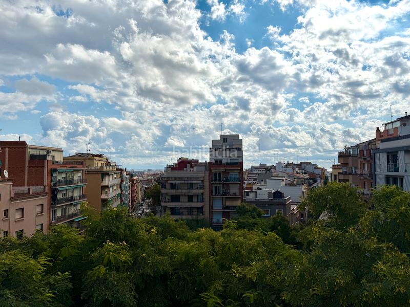 Foto 5c6b1937-d226-4836-a636-fb5b7aa98aab. Flat in plaça del Guinardó 11 in Guinardó Barcelona