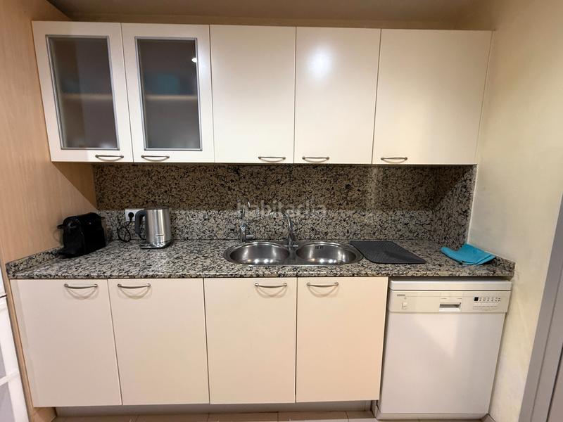 Foto 7c8bcef5-5395-4fd4-b761-0975898f9957. Flat in plaça del Guinardó 11 in Guinardó Barcelona