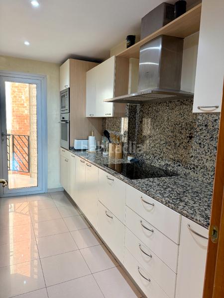 Foto e1e1fbe5-ff9e-4ef0-943a-a350aa1771df. Flat in plaça del Guinardó 11 in Guinardó Barcelona