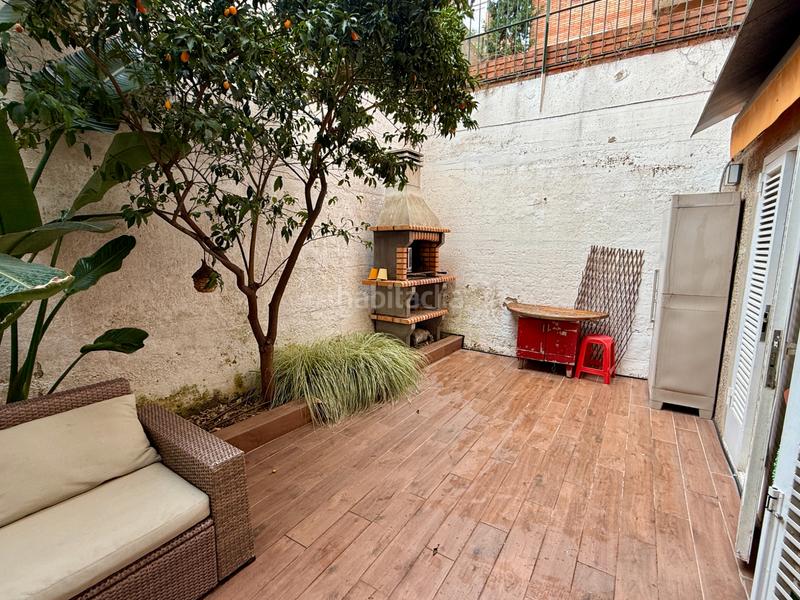 Foto 162639cf-3145-4f56-8d22-dceae42d2ecd. Dúplex amb calefacció a La Font d´en Fargues Barcelona