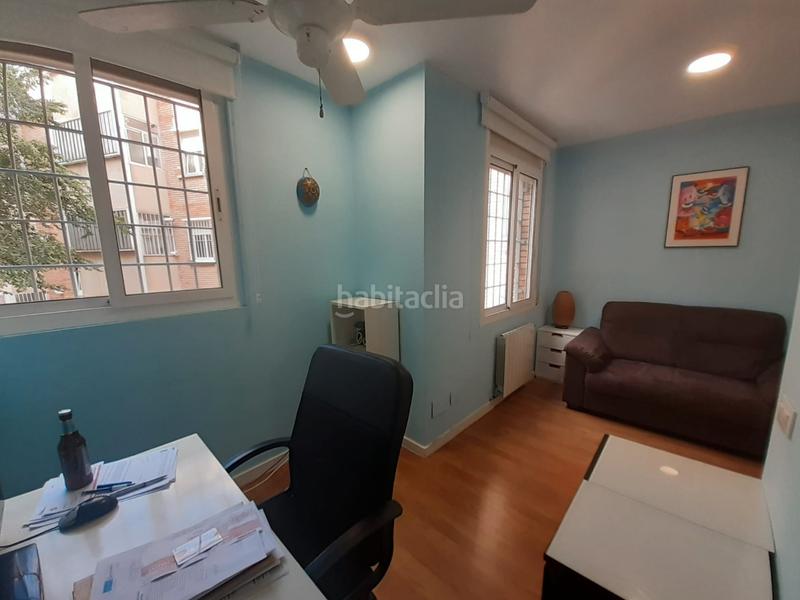 Foto 3da74ff3-cddc-487e-b9ab-f7ca3afb4805. Dúplex amb calefacció a La Font d´en Fargues Barcelona