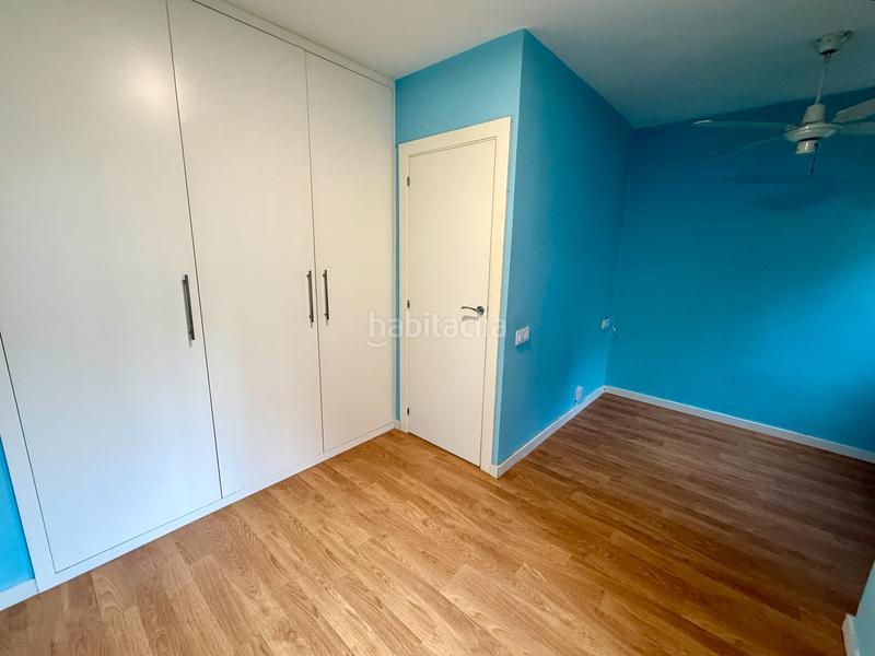 Foto 46267837-23a3-46a1-9eaf-6c23e3b5428a. Dúplex amb calefacció a La Font d´en Fargues Barcelona