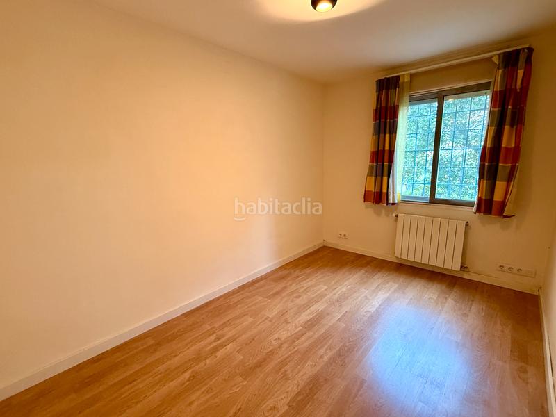 Foto 89469c42-d832-4b3d-90f7-ab2b7afae19f. Dúplex amb calefacció a La Font d´en Fargues Barcelona