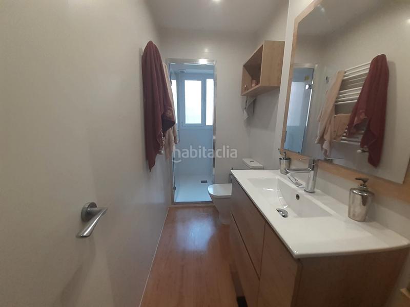 Foto 9d9ce644-e34e-4324-baad-6ca920ecf7e7. Dúplex amb calefacció a La Font d´en Fargues Barcelona