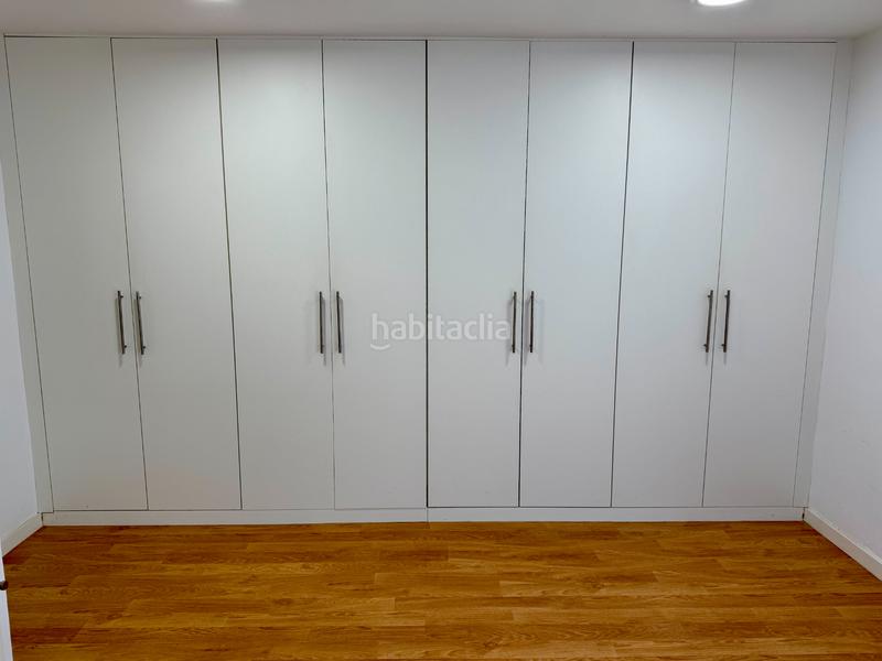 Foto a00aa0c4-1689-4e23-8b42-5e8c5148d357. Dúplex amb calefacció a La Font d´en Fargues Barcelona