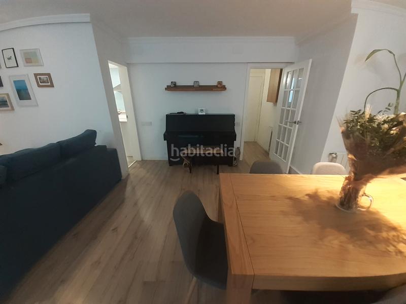 Foto d063abad-fcb9-452e-acf9-eee4dbd9a0d2. Dúplex amb calefacció a La Font d´en Fargues Barcelona