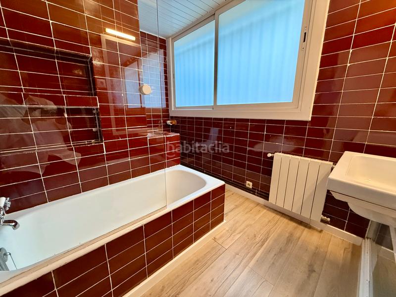 Foto e3a41c89-27ec-44e4-90a4-785315fbef80. Dúplex amb calefacció a La Font d´en Fargues Barcelona