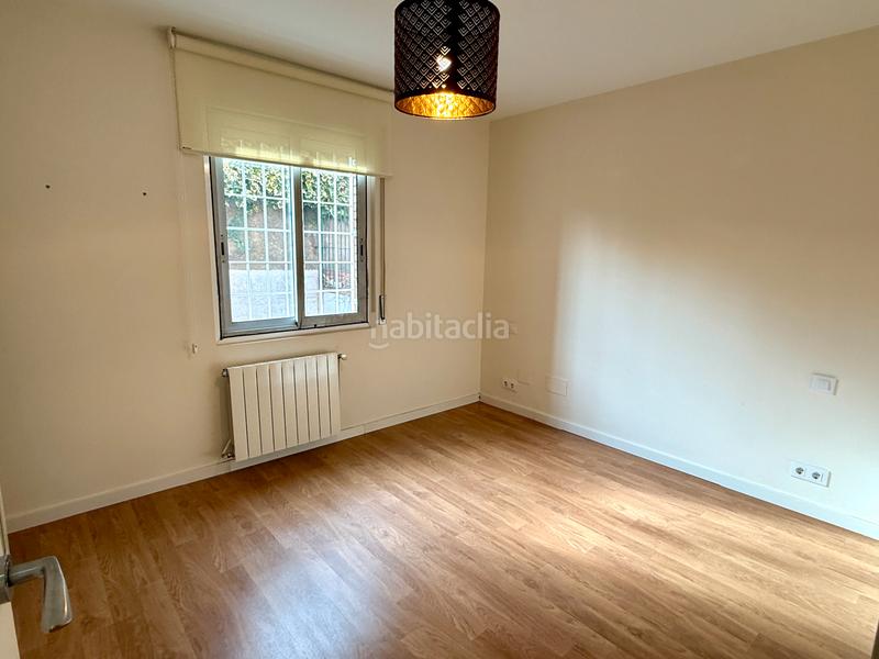 Foto f409040e-fb22-49da-8536-1c9f729efb0a. Dúplex amb calefacció a La Font d´en Fargues Barcelona