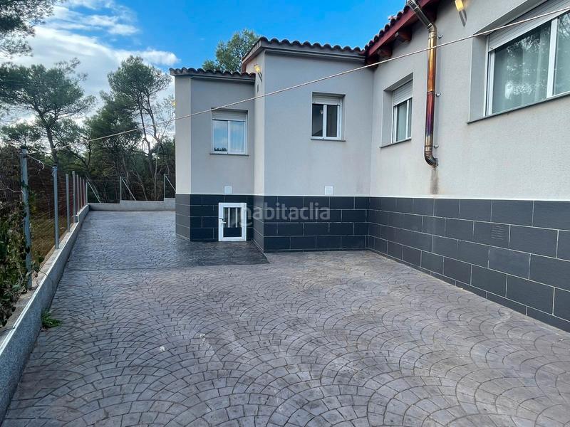 Foto 4085a7cd-69a6-4fe8-8d86-19fe118f93ff. Chalet avec cheminée chauffage parking dans Querol