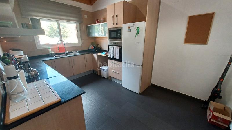 Foto cee277c6-31ef-40a5-8ab5-7635e6d501ff. Chalet avec cheminée chauffage parking dans Querol