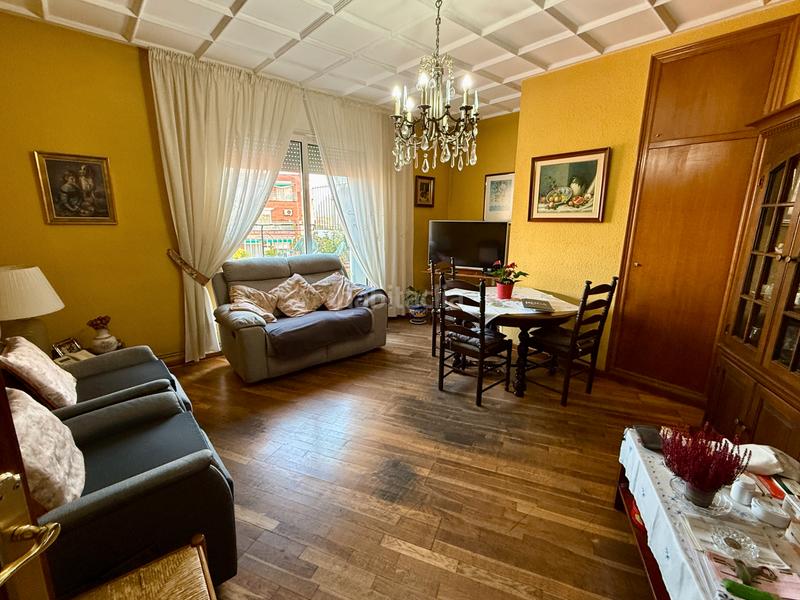 Foto 0f0292b0-ef11-488e-8445-37154d8b7f55. Attico in Guinardó Barcelona