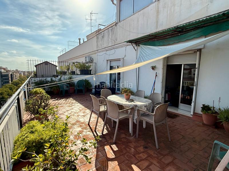 Foto 2437c7e7-904a-4ce0-9581-2e2bcee27a9e. Attico in Guinardó Barcelona