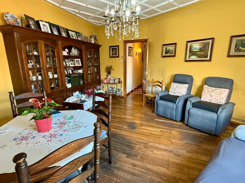 Foto 3d7efd68-adde-4667-ada0-758a8661c115. Attico in Guinardó Barcelona