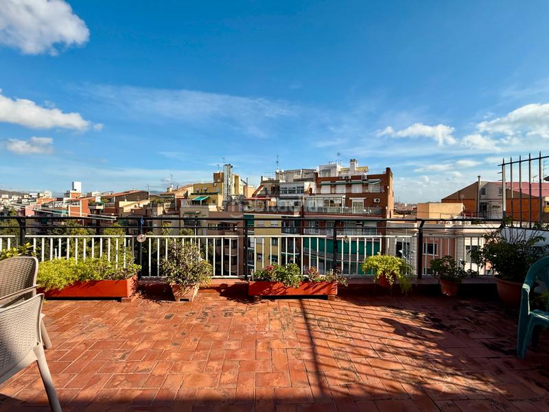 Foto a28ce1ed-7cde-489d-a1ff-04601d161f8b. Attico in Guinardó Barcelona