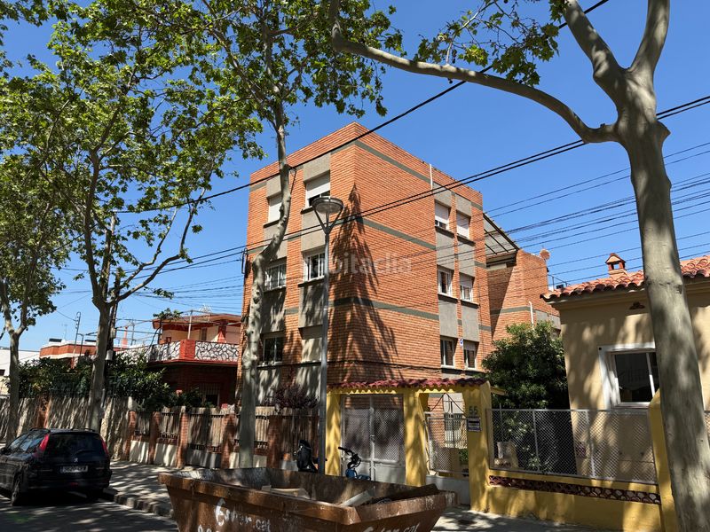 Foto 33017142-77f5-44ad-8575-f9d59a6122a0. Pis a La Font d´en Fargues Barcelona