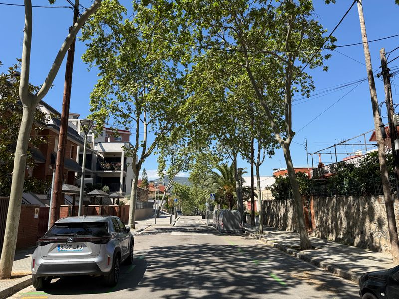 Foto cdce4e1c-b08d-4f96-a22a-0e1472cb9c8a. Pis a La Font d´en Fargues Barcelona