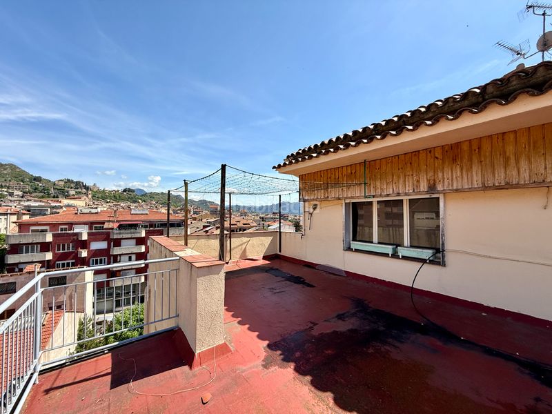 Foto 0141ce4a-6c02-4b40-abfc-ea163177d32a. Àtic a Berga