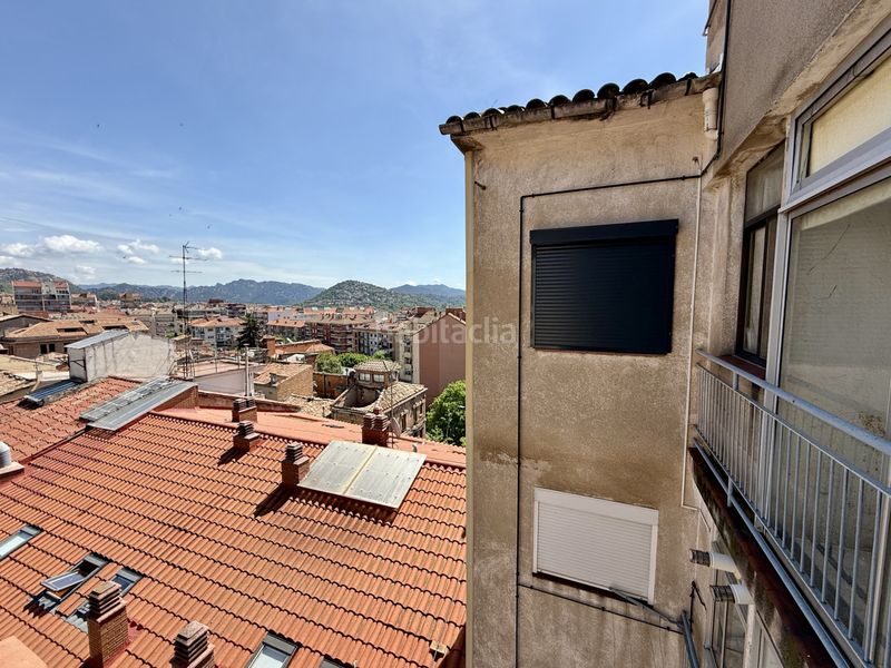 Foto 639eb6db-6d03-499e-8e04-39a41a54dcf1. Àtic a Berga