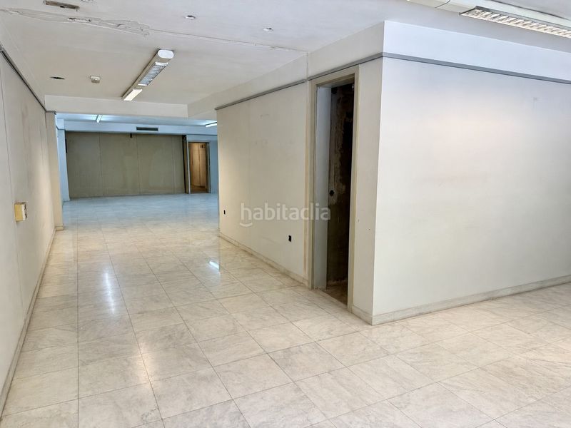Foto d880fed9-db29-4d89-97a2-1c53f263ba4d. Local comercial a Congrés - Indians Barcelona