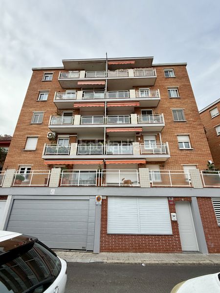 Foto 4dd9c665-e95b-4b33-a2bf-2689b500c865. Local comercial amb calefacció a La Font d´en Fargues Barcelona