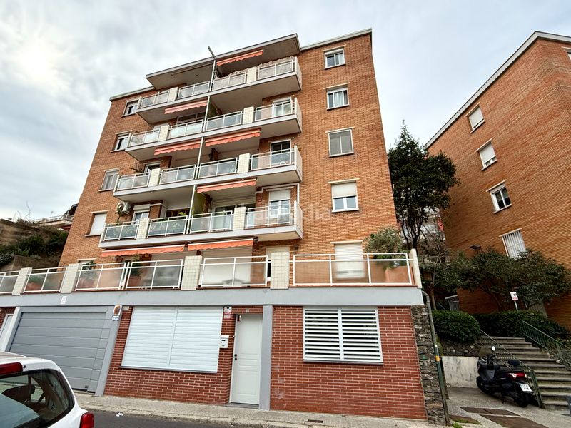 Foto f2ad289d-f1ee-4c45-a9d9-ce8b382a79f5. Local comercial amb calefacció a La Font d´en Fargues Barcelona